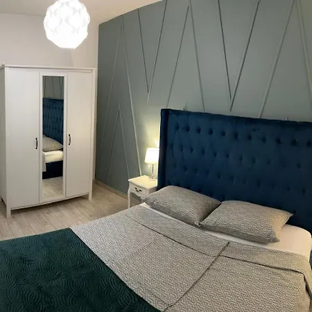 Flowers, Free Garage Parking Apartamento Zadar