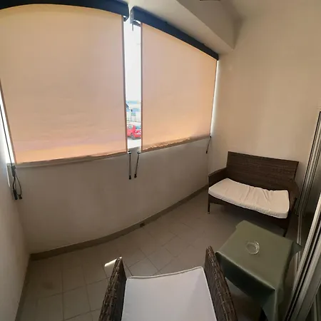 Flowers, Free Garage Parking * Zadar